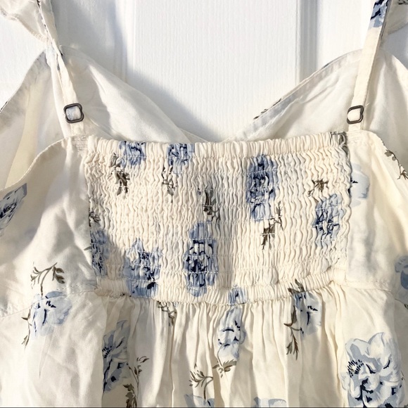 2/$30🍑 NWOT ABERCROMBIE & FITCH Floral Tank - Picture 3 of 7